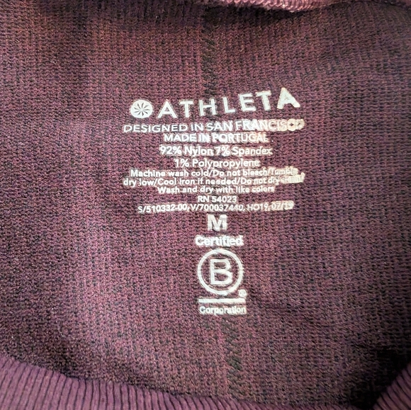 Athleta Flurry Downslope Turtleneck Sweatshirt Womens Antique Burgundy Size M - Picture 2 of 3